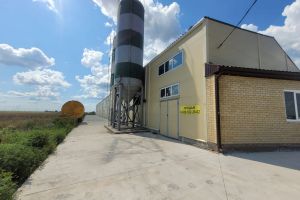 Продам производственно-складское помещение с общей площадью 1500м2, на улице Промышленная, г. Адыгейск, Адыгея респ., Россия, агентство Аурус-Риэлт