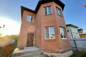 Продам дом 3-х комнатный с общей площадью 140м2, на улице 3-й знаменский проезд, г. Знаменский, Краснодарский край, Россия, агентство Аурус-Риэлт