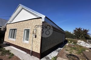Продам дом 3-х комнатный с общей площадью 72м2, на улице Гастелло, г. Ишимбай, Башкортостан респ., Россия, агентство Бюро