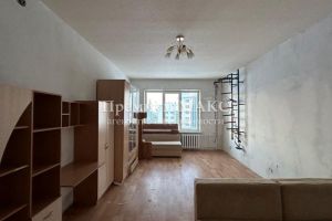 Продам квартиру 2-х комнатную с общей площадью 76м2, 4/9 эт., на улице Пикмана, Прибрежная зона - 2 район, г. Нижневартовск, Ханты-Мансийский авт. окр., Россия, агентство Премиум Макс