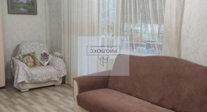 Продам квартиру 2-х комнатную с общей площадью 42м2, 2/9 эт., на улице Пр-кт карла маркса, Правобережный район, г. Магнитогорск, Челябинская обл., Россия, агентство РиоЛюкс. Фотография №1