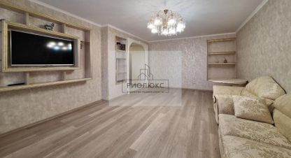 Купить квартиру 4-х комнатную, 146 кв. м., Россия, г. Магнитогорск. Фотография №9