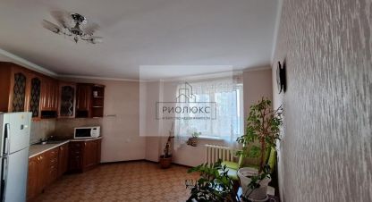 Купить квартиру 3-х комнатную, 129.3 кв. м., Россия, г. Магнитогорск. Фотография №8