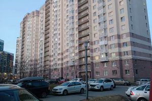 Продам квартиру 3-х комнатную с общей площадью 93.1м2, 9/17 эт., на улице Яхтенная ул, Приморский район, г. Санкт-Петербург, Санкт-Петербург, Россия, агентство Адмирал