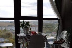 Продам квартиру 2-х комнатную с общей площадью 45.7м2, 15/17 эт., на улице Макаренко, Привокзальный район, г. Тула, Тульская обл., Россия, агентство JCat