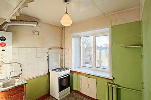 Продам квартиру 2-х комнатную с общей площадью 43.5м2, 4/5 эт., на улице Некрасова ул, г. Вологда, Вологодская обл., Россия, агентство Интернет-партнер