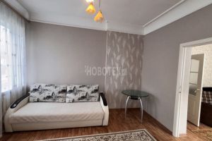Сдам дом 4-х комнатный с общей площадью 65м2, на улице Горького ул, г. Крымское, Крым авт. респ., Россия, агентство Интернет-партнер