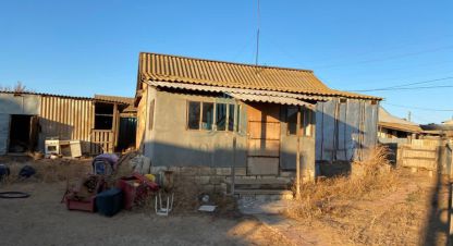 Продам дом 4-х комнатный с общей площадью 72м2, на улице Гагарина, г. Харабали, Астраханская обл., Россия, агентство АН Доверие. Фотография №1
