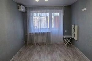 Продам квартиру 1 комнатную с общей площадью 31м2, 5/5 эт., на улице Шаумяна, Восточный район, г. Таганрог, Ростовская обл., Россия, агентство агентство недвижимости "Мир Жилья" 