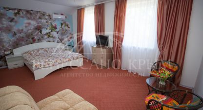 Купить дом 7-ти комнатную, 282 кв. м., Россия, г. Севастополь. Фотография №9