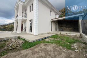 Продам дом с общей площадью 212м2, на улице Абовяна ул, г. Верхний юрт, Краснодарский край, Россия, агентство Интернет-партнер