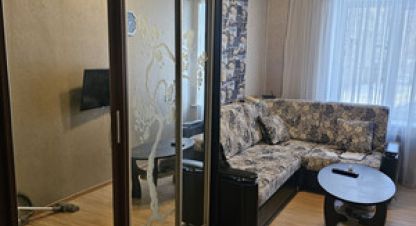 Продам квартиру 2-х комнатную с общей площадью 42м2, 1/9 эт., на улице Дзержинская ул, г. Дзержинский, Московская обл., Россия, агентство Интернет-партнер. Фотография №1