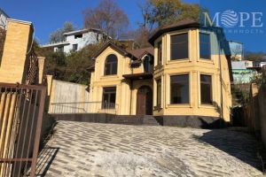 Продам дом с общей площадью 423м2, на улице Вишневая ул, г. Верхний юрт, Краснодарский край, Россия, агентство Интернет-партнер