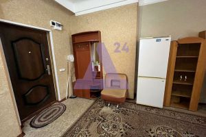 Продам квартиру 1 комнатную с общей площадью 21.2м2, 1/3 эт., на улице Профинтерна, Октябрьский район, г. Барнаул, Алтайский край, Россия, агентство АН Династия 24