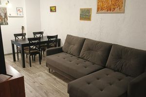 Продам квартиру 3-х комнатную с общей площадью 88м2, 1/6 эт., на улице Герцена ул, Приморский район, г. Новороссийск, Краснодарский край, Россия, агентство Интернет-партнер
