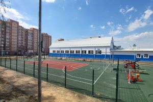 Продам квартиру 2-х комнатную с общей площадью 55м2, 1/5 эт., на улице Молодежная ул, г. Семеновка, Марий Эл респ., Россия, агентство Интернет-партнер