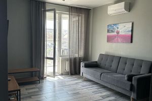 Продам квартиру 1 комнатную с общей площадью 47.6м2, 6/23 эт., на улице Энгельса ул, Центральный район, г. Новороссийск, Краснодарский край, Россия, агентство Интернет-партнер