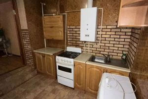 Продам квартиру 4-х комнатную с общей площадью 85м2, 2/2 эт., на улице Дзержинского, Восточный район, г. Таганрог, Ростовская обл., Россия, агентство агентство недвижимости "Мир Жилья" 