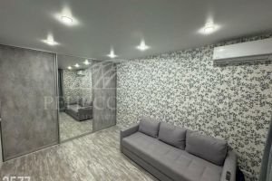 Продам квартиру 1 комнатную с общей площадью 38м2, 8/12 эт., на улице Лабораторное шоссе, г. Севастополь, Крым авт. респ., Россия, агентство ООО Ренессанс Крым