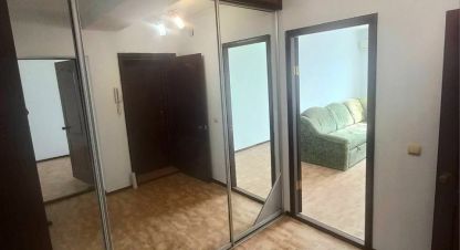 Продам квартиру 2-х комнатную с общей площадью 58.8м2, 5/7 эт., на улице Федько, г. Феодосия , Крым авт. респ., Россия, агентство АН Метр Крым Сочи. Фотография №1