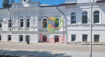 Продам торговое помещение с общей площадью 1064.6м2, на улице Пл революции, г. Приволжск, Ивановская обл., Россия, агентство АН Радуга. Фотография №1