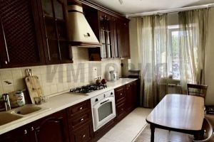 Продам квартиру 4-х комнатную с общей площадью 80м2, 1/9 эт., на улице П ф  батавина, Ленинский район, г. Саратов, Саратовская обл., Россия, агентство АН Империя