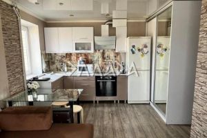 Продам квартиру 1 комнатную с общей площадью 25м2, 2/3 эт., на улице Звездный, г. Верхнетемерницкий пок, Ростовская обл., Россия, агентство Риэлторская компания "Эллада"