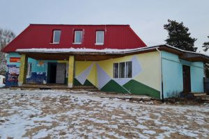 Продам торговое помещение с общей площадью 410м2, на улице Песчаная ул, г. Сурок, Марий Эл респ., Россия, агентство Интернет-партнер