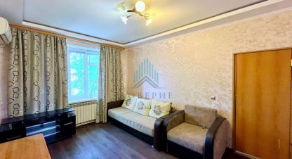 Продам квартиру 2-х комнатную с общей площадью 37.4м2, 2/2 эт., на улице Матюшенко, г. Астрахань, Астраханская обл., Россия, агентство АН Доверие. Фотография №1