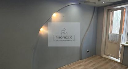 Продам квартиру 1 комнатную с общей площадью 28м2, 4/5 эт., на улице Громова, г. Екатеринбург, Свердловская обл., Россия, агентство РиоЛюкс. Фотография №1
