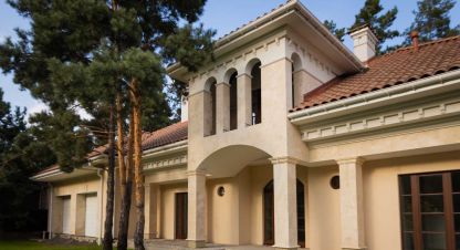 Продам дом 7-ти комнатный с общей площадью 462м2, на улице Лесная, г. Лебедевка, Киевская обл., Украина, агентство Aspo.biz. Фотография №1