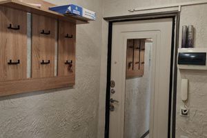 Продам квартиру 1 комнатную с общей площадью 31м2, 1/5 эт., на улице Александра Корсунова пр-кт, г. Великий Новгород, Новгородская обл., Россия, агентство Интернет-партнер