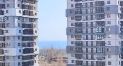 Продам квартиру 1 комнатную с общей площадью 43.31м2, 7/17 эт., на улице Дзержинского пр-кт, Южный район, г. Новороссийск, Краснодарский край, Россия, агентство Интернет-партнер. Фотография №1