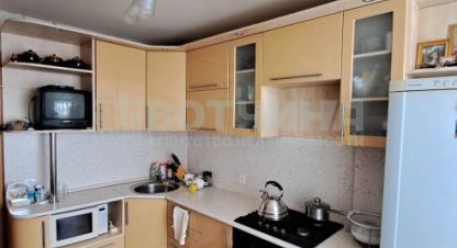 Продам квартиру 3-х комнатную с общей площадью 60м2, 6/9 эт., на улице 9 мая, г. Арзамас, Нижегородская обл., Россия, агентство Вотчина. Фотография №1