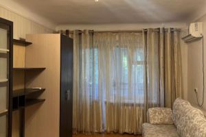 Продам квартиру 1 комнатную с общей площадью 30м2, 2/5 эт., на улице Проезд безымянный, Западный район, г. Таганрог, Ростовская обл., Россия, агентство агентство недвижимости "Мир Жилья" 