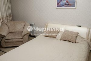 Продам квартиру 2-х комнатную с общей площадью 61.3м2, 3/9 эт., на улице Оранжерейная, г. Пятигорск, Ставропольский край, Россия, агентство АН Черника
