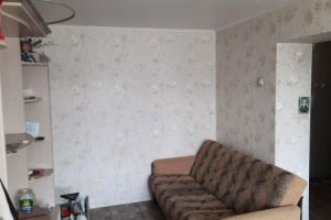 Продам квартиру 1 комнатную с общей площадью 28.5м2, 5/5 эт., на улице Немова, Советский район, г. Астрахань, Астраханская обл., Россия, агентство Первоздание