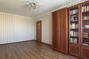 Продам квартиру 1 комнатную с общей площадью 30м2, 8/9 эт., на улице Пионерстроя, Красносельский район, г. Санкт-Петербург, Санкт-Петербург, Россия, агентство Bridge Estate 