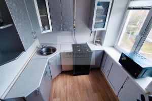 Продам квартиру 2-х комнатную с общей площадью 43м2, 4/5 эт., на улице Мичурина, Правобережный район, г. Магнитогорск, Челябинская обл., Россия, агентство РиоЛюкс