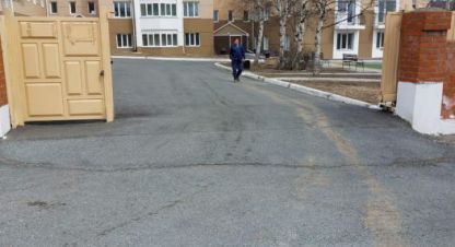 Продам квартиру 2-х комнатную с общей площадью 92.2м2, 1/4 эт., на улице Железнодорожная, Пок врангель район, г. Находка, Приморский край, Россия, агентство АН ИМПЕРИАЛ(Находка). Фотография №1