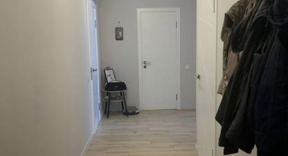 Продам квартиру 2-х комнатную с общей площадью 65.9м2, 7/8 эт., на улице Адмирала Крюйса, Восточный район, г. Таганрог, Ростовская обл., Россия, агентство агентство недвижимости Мир Жилья . Фотография №1