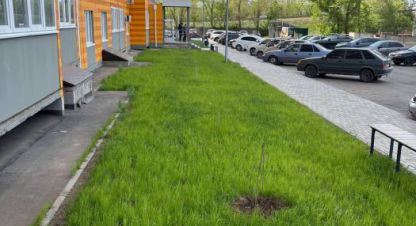 Продам квартиру 1 комнатную с общей площадью 35м2, 17/17 эт., на улице Юркина, г. Оренбург, Оренбургская обл., Россия, агентство Бюро недвижимости Быстровой. Фотография №1