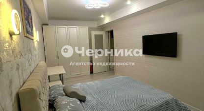 Продам квартиру 2-х комнатную с общей площадью 50м2, 3/5 эт., на улице Пр-кт калинина, г. Пятигорск, Ставропольский край, Россия, агентство АН Черника. Фотография №1