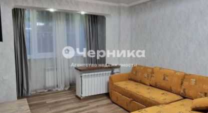Продам квартиру 2-х комнатную с общей площадью 60м2, 1/5 эт., на улице Аллея строителей, г. Пятигорск, Ставропольский край, Россия, агентство АН Черника. Фотография №1