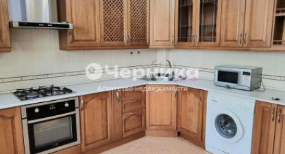 Продам квартиру 3-х комнатную с общей площадью 103м2, 2/6 эт., на улице Московская, г. Пятигорск, Ставропольский край, Россия, агентство АН Черника. Фотография №1