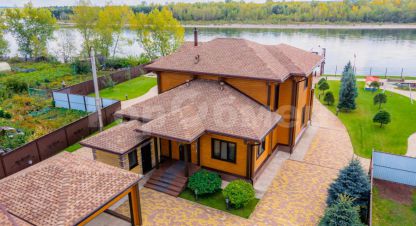 Продам дом с общей площадью 219м2, на улице Партизанская, г. Посёлокского типа курагино, Красноярский край, Россия, агентство ГорОбмен. Фотография №1