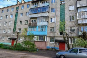 Продам квартиру 2-х комнатную с общей площадью 46.5м2, 5/5 эт., на улице Быкова, г. Покров, Владимирская обл., Россия, агентство ГорОбмен