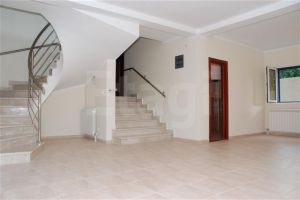 Продам квартиру 1 комнатную с общей площадью 33м2, 3/5 эт., на улице Слонова, Кировский район, г. Саратов, Саратовская обл., Россия, агентство ФРК Этажи