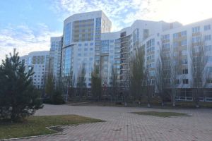 Продам квартиру 2-х комнатную с общей площадью 74.8м2, 10/16 эт., на улице Валовая, Волжский район, г. Саратов, Саратовская обл., Россия, агентство ФРК Этажи
