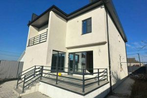 Продам дом 4-х комнатный с общей площадью 268м2, на улице Суворова, г. Анапская, Краснодарский край, Россия, агентство Монополия